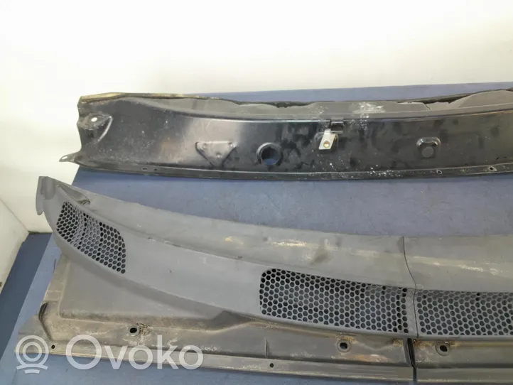 Toyota Yaris Облицовка (облицовки) стеклоочистителей 55782-0D010