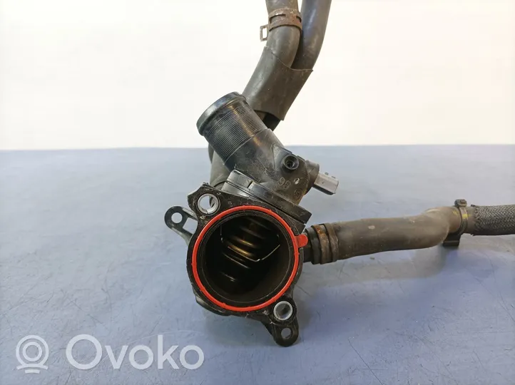 Dacia Lodgy Boîtier de thermostat / thermostat 110617089R