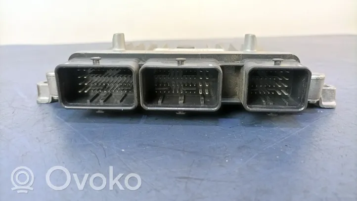 Peugeot 508 RXH Motorsteuergerät ECU 9666375980