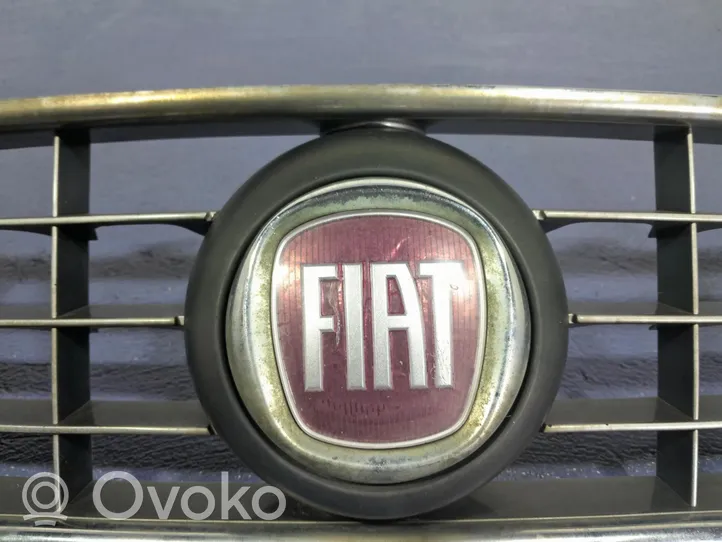 Fiat Croma Etusäleikkö 35447330