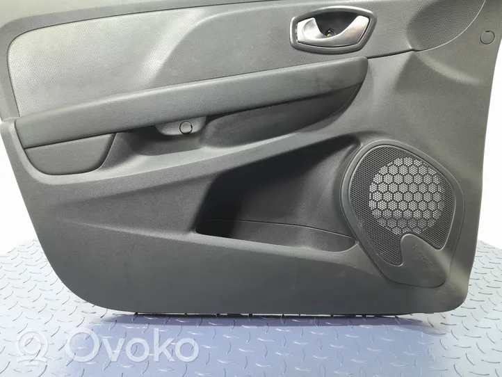 Renault Clio IV Boczki / Tapicerka drzwi / Komplet 809017825R