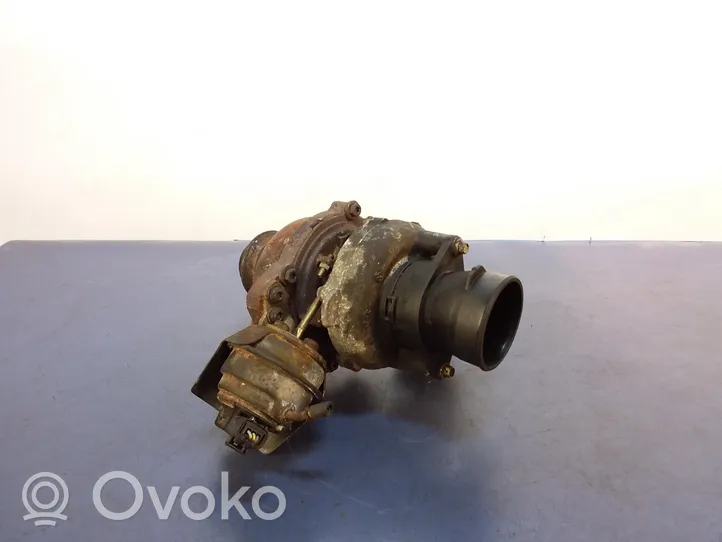 Ford Grand C-MAX Pièces d'aspiration d'air turbo 9636120680-06