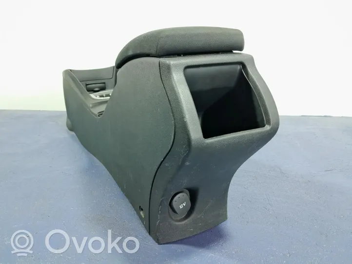 Renault Megane III Center console 01