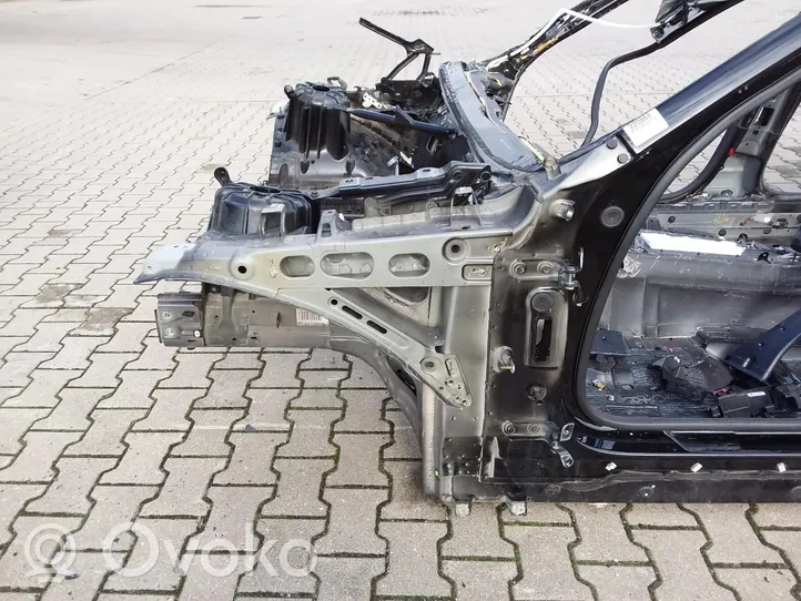 Cadillac CTS Longherone lato anteriore 