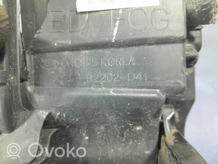 KIA Optima Światło przeciwmgłowe przednie 92202-D41