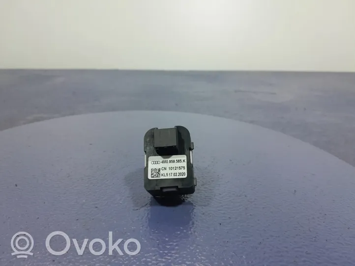 Audi Q2 - Przycisk / Włącznik podgrzewania lusterek 4M0959565K