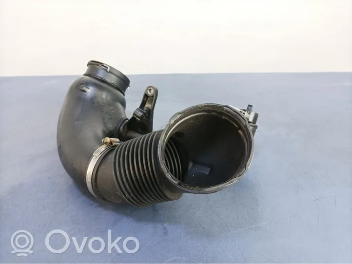 BMW 5 E60 E61 Tubo di aspirazione dell’aria 7803843