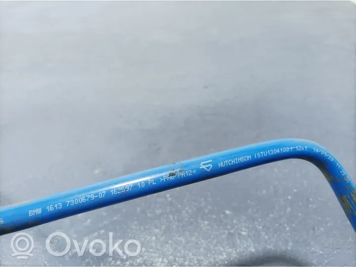 BMW 1 F40 Fuel line pipe 7300679