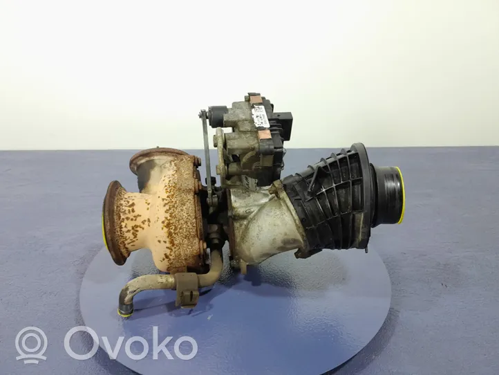 BMW 7 G11 G12 Cześć układu próżniowego turbosprężarki 8584218