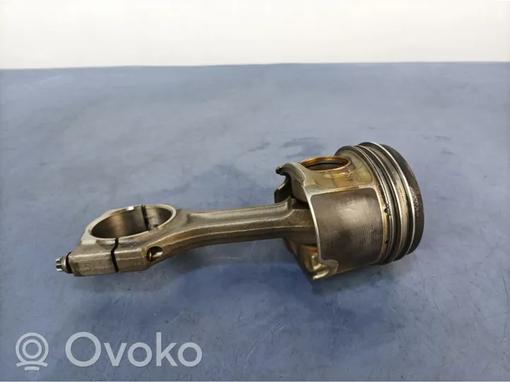 BMW 3 F30 F35 F31 Piston 