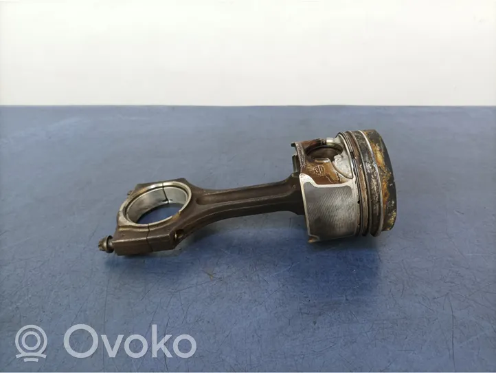 BMW 3 F30 F35 F31 Piston 