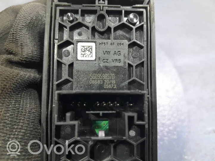 Skoda Kodiaq Включатель электрических окон 5G0959857D