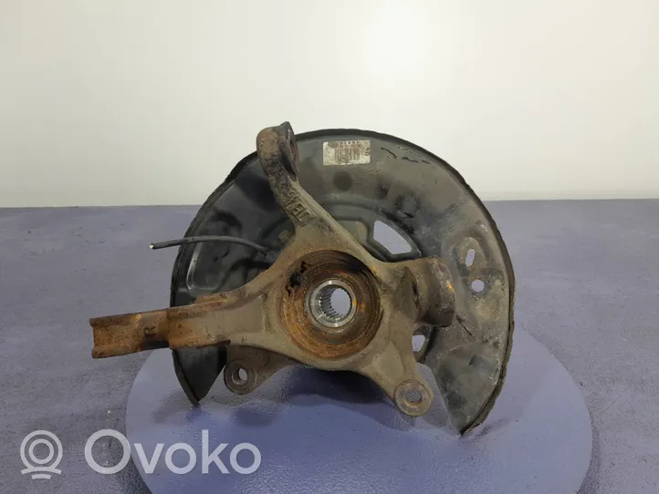 Toyota Yaris Front wheel hub spindle knuckle 01