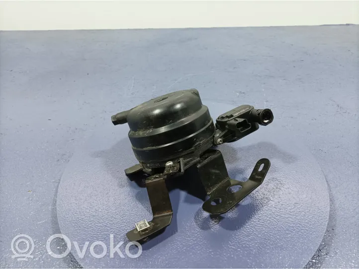 Peugeot 208 Boîtier de filtre à carburant 9816847180