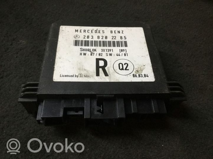 Mercedes-Benz C AMG W203 Door central lock control unit/module 2038202285