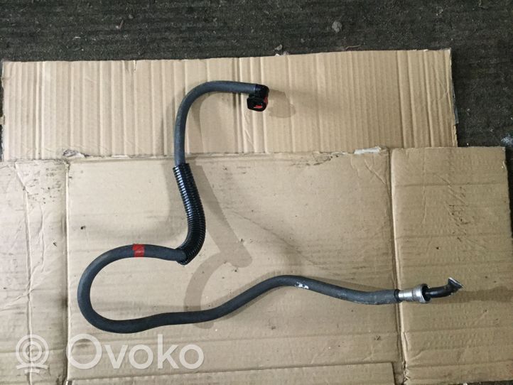 Volvo V40 Linea/tubo flessibile di ritorno del carburante 