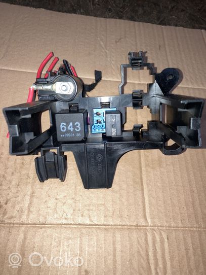 Audi A5 8T 8F Module de fusibles 8K2937503A