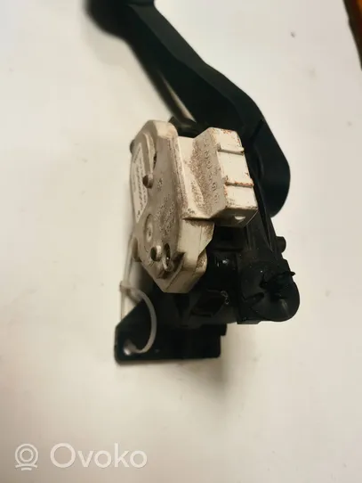 Volvo V70 Pedal del acelerador 30636005