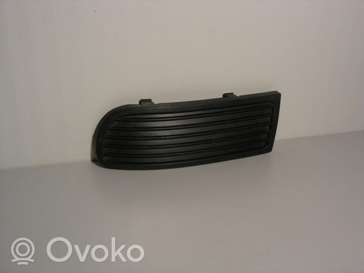 Seat Cordoba (6K) Mascherina inferiore del paraurti anteriore 6K0853665A