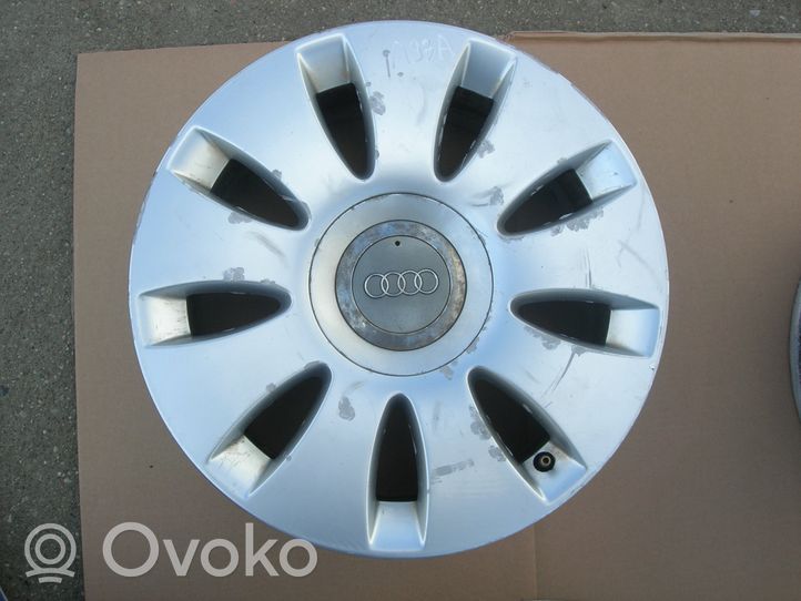 Audi A6 S6 C6 4F Jante alliage R16 4F0601025N