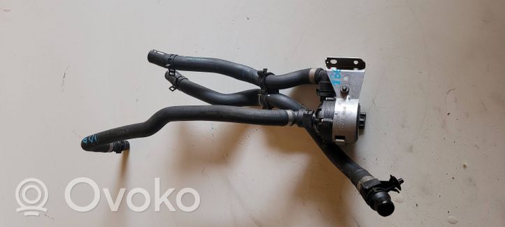 BMW M2 F87 Pompa dell’acqua 683491701