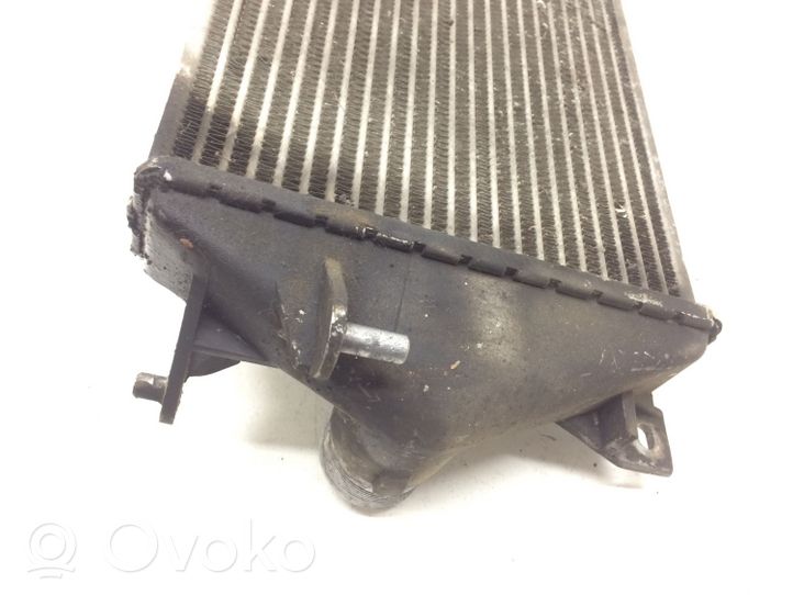 Land Rover Discovery Radiatore intercooler ESR3777