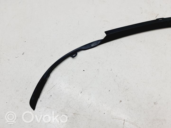 Volvo S60 Rivestimento modanatura del vetro della portiera anteriore 1302139