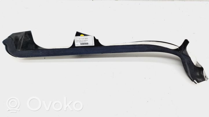 Mercedes-Benz E W211 Rivestimento inferiore laterale del sedile posteriore A2116900226