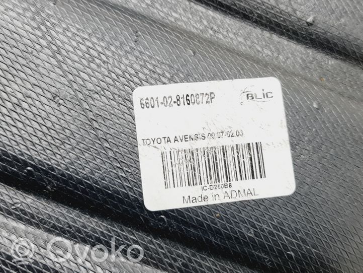 Toyota Avensis T220 Protezione anti spruzzi/sottoscocca del motore 6601028160872P