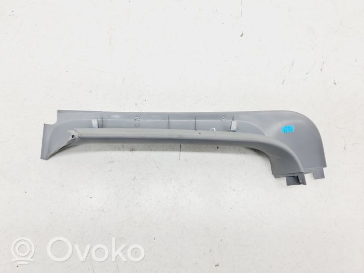 Volkswagen Touareg I Tailgate trim 7L6867672B