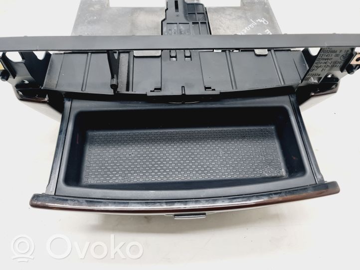 BMW 7 E65 E66 Boîte / compartiment de rangement pour tableau de bord 51457032886