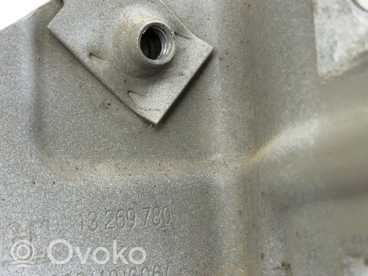 Opel Meriva B Uchwyt / Mocowanie błotnika przedniego 13269780