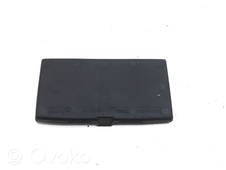 Mercedes-Benz E W212 Tappetino cassetto/ripiano consolle centrale A2126890096