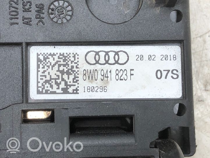 Audi A5 Sprieguma pārveidotājs / pārveidotāja modulis 8W0941823F