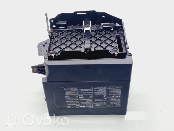 Renault Megane III Support boîte de batterie 244460002R