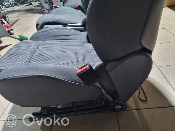 Peugeot 508 Seat set 