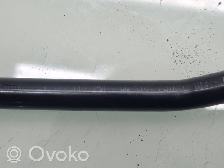 Volkswagen Touareg I Fuel line pipe 