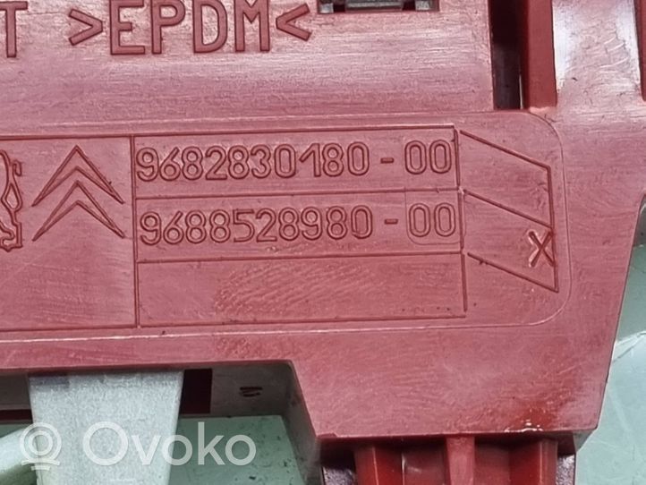 Citroen Berlingo Papildu bremžu signāla lukturis 9682830180