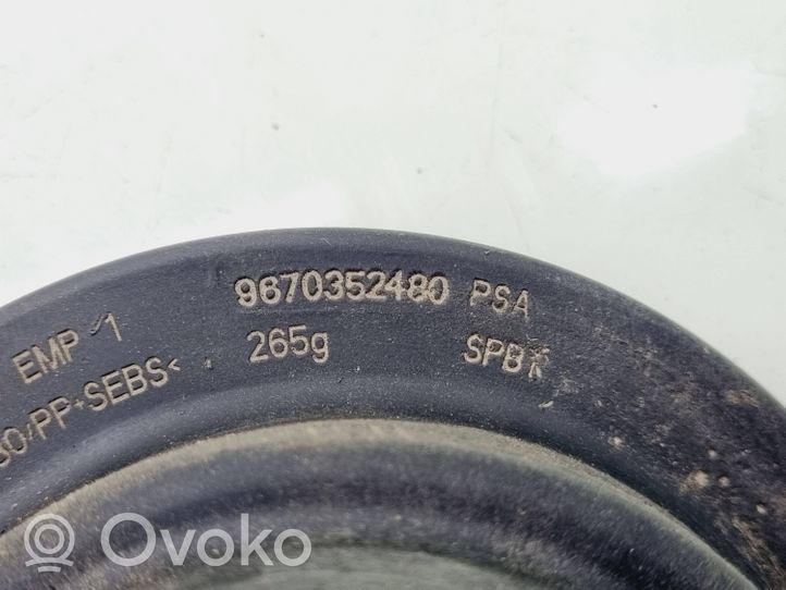 Citroen Berlingo Galinė spyruoklės guminė atrama 9670352480