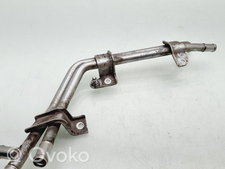 Toyota Land Cruiser (J150) Tuyau de liquide de refroidissement moteur 