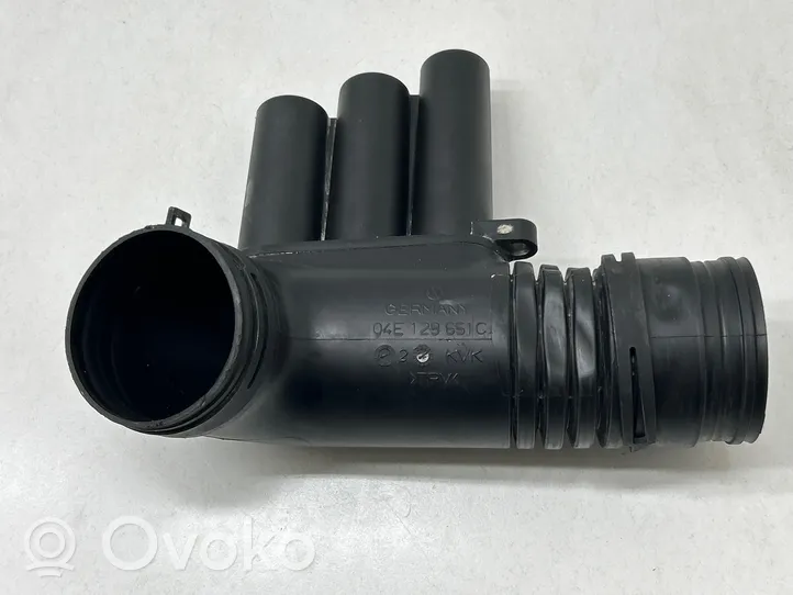 Volkswagen PASSAT B8 Air intake duct part 04E129651C