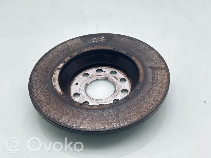 Volkswagen PASSAT B8 Rear brake disc 3Q0615601A