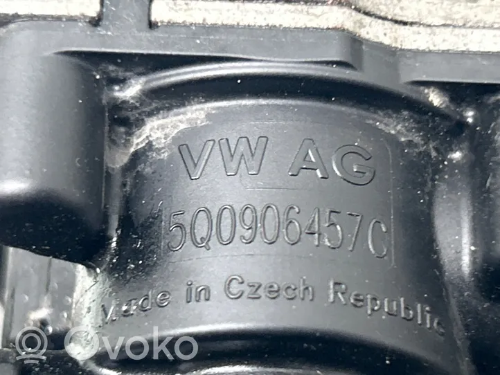 Volkswagen PASSAT B8 Vanne de régulation de chauffage 5Q0906457C