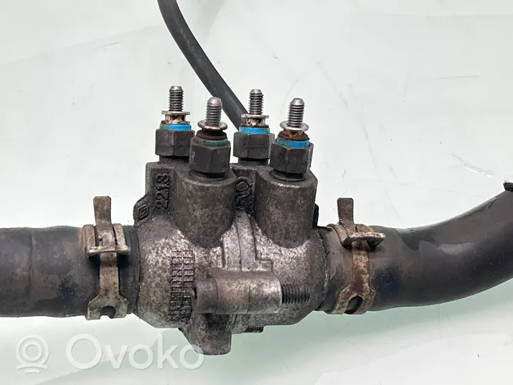 Nissan Navara D23 Tuyau de liquide de refroidissement moteur 140565JU2D