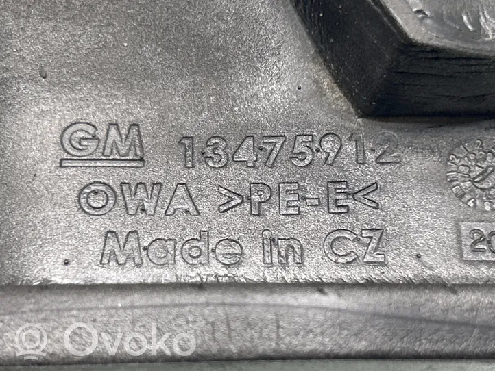 Opel Astra K Wygłuszenie / Pianka błotnika przedniego 13475912