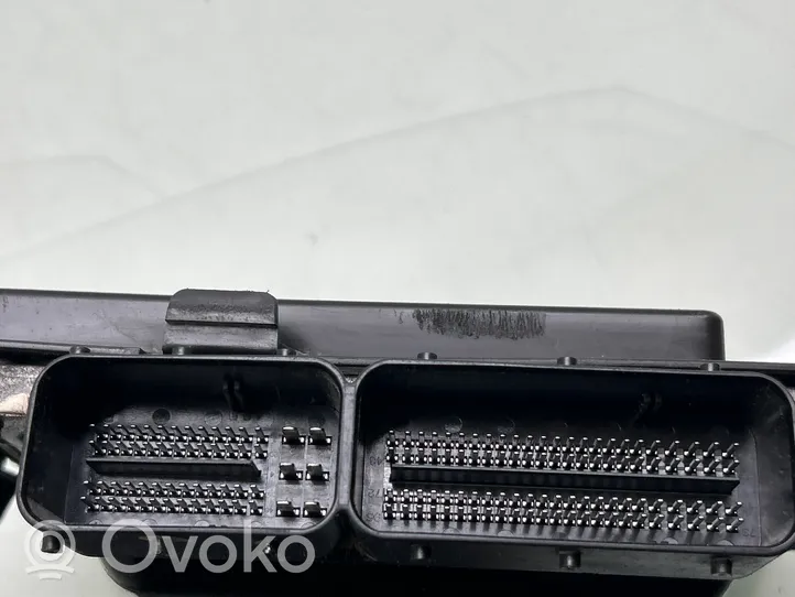 Opel Meriva B Sterownik / Moduł ECU 55593362