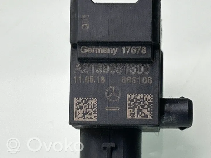 Mercedes-Benz GLC X253 C253 Sensore d’urto/d'impatto apertura airbag A2139051300