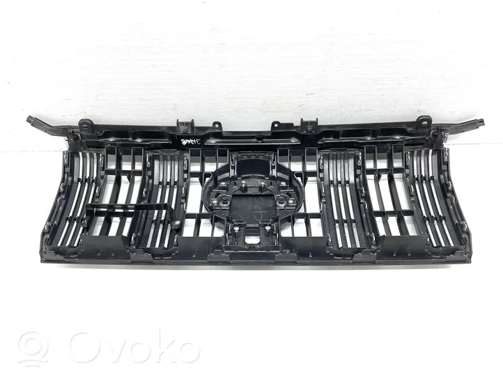 Toyota Land Cruiser (J150) Rejilla superior del radiador del parachoques delantero 5311160B20