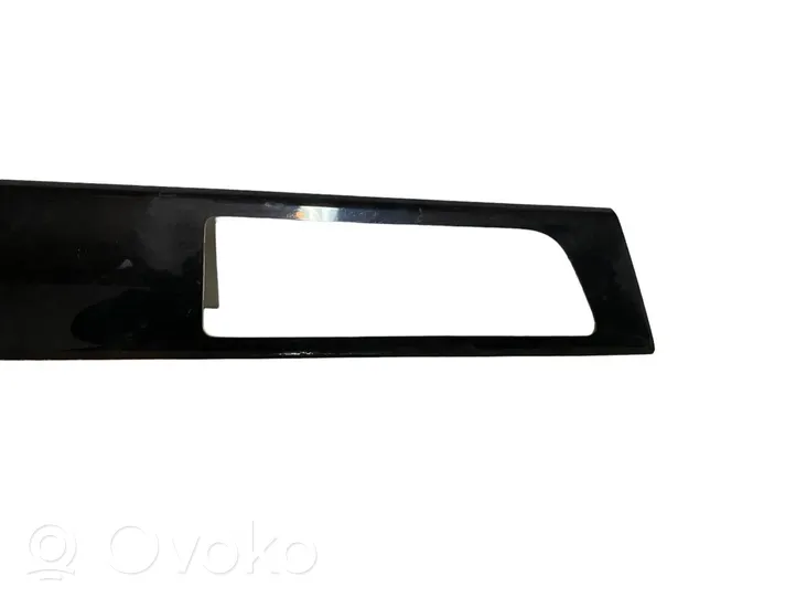 Land Rover Range Rover L405 Moulure/baguette de porte avant AH22F05H16