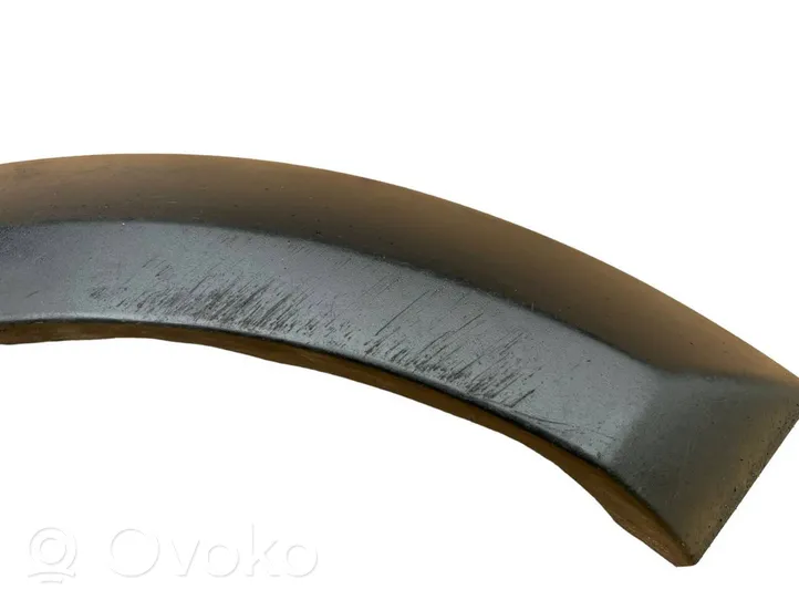 Land Rover Discovery 3 - LR3 Rear arch trim DFK000055